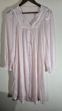 Vintage 70s Sears Pink Nightgown Sz M L Floral Embroidered Neckline VTG Peignoir