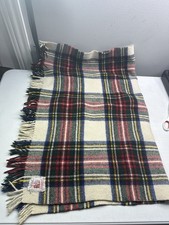 Very Nice Curvon English Wool Throw Blanket 46 x 32 Plaid Design with Fringe