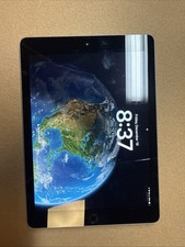 Apple iPad 6th Generation MR7F2LL/A 32GB, Wi-Fi, 9.7in, Space Gray