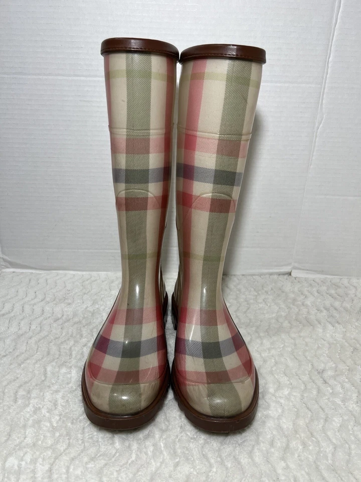 Botas de lluvia Burberry a cuadros Nova Check auténticas de goma para mujer talla 35 EE. UU. 5 Foto 2 de 4