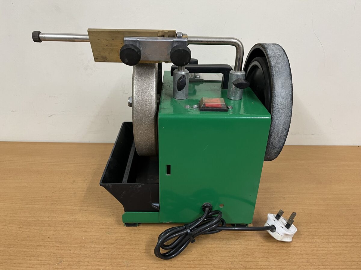 Tormek Supergrind 2000 C/W Accessories 240V Gasthaus zum Harbach