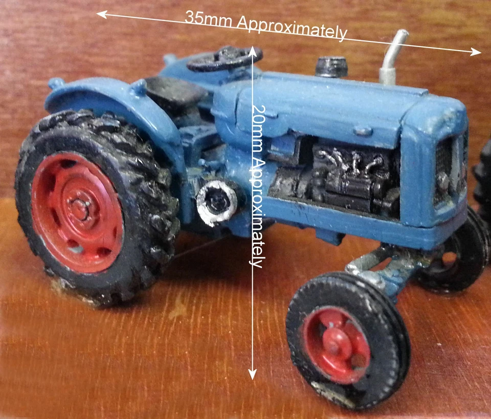 Fordson Super Major farm tractor 1960 G152 UNPAINTED OO Scale Langley Models Kit - Image 2 of 2