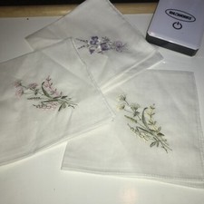 Vintage Floral Handkerchiefs Lot Of 3 10  
