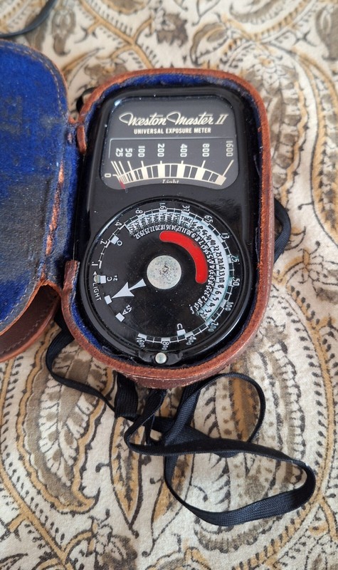 Weston Master II Universal Exposure Meter Model 735 w/ Original Leather Case
