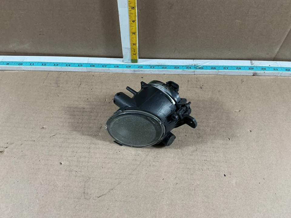 Farol de neblina dianteiro direito do passageiro Volvo S80 V70 2007-2013 31213102 - Imagem 4 de 4