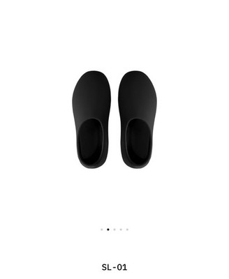 kanye slides black
