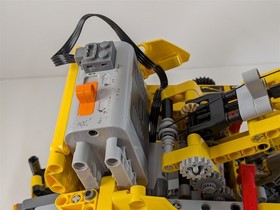 LEGO Technic 8053 Mobile Crane Complete w/ Instructions & 8293 Power Functions