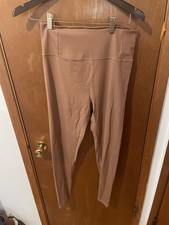 Girlfriend Collective rye rib high-rise cropped leggings size: L