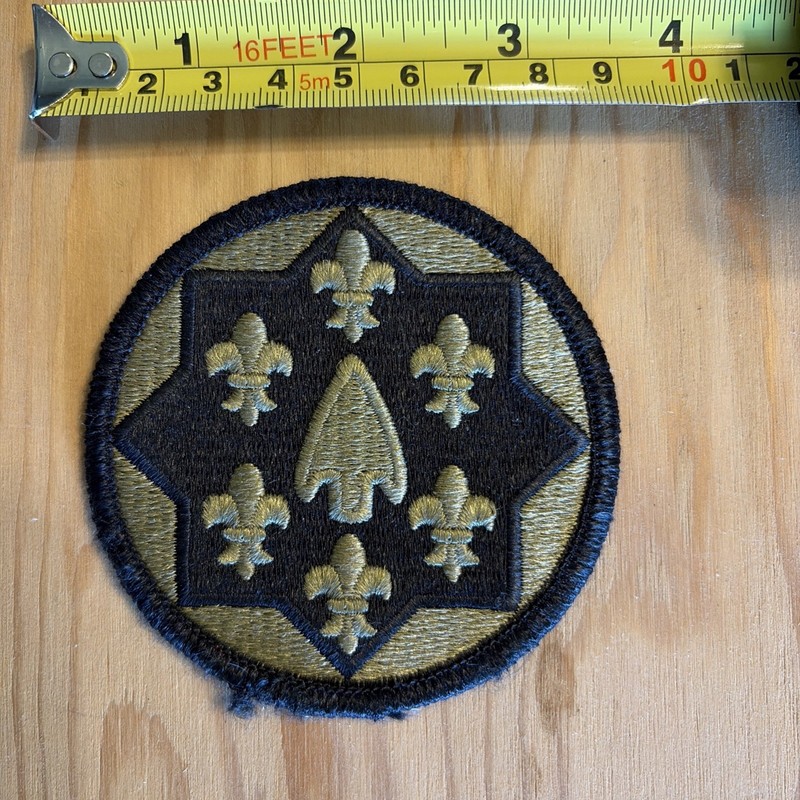 Black & Gold W/arrow & Fleur-de-lis Circle Patch 3.25” Diameter 