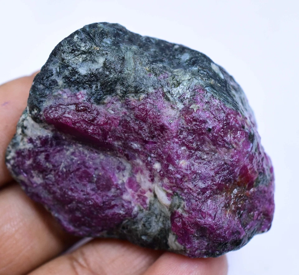 Rubí africano 100 % natural en zoisita 442,80 quilates muestra faceta áspera certificado AGL Foto 3 de 4