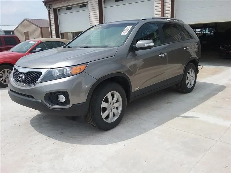 2011-2013 Kia Sorento Rear Differential Carrier Assembly OEM  - Image 3 of 4