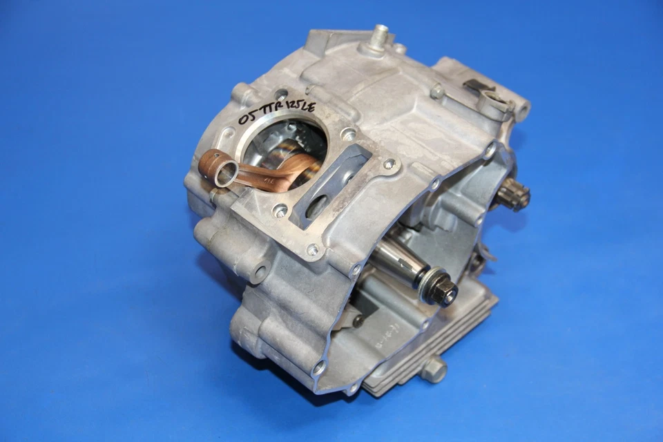 Transmissão do virabrequim da extremidade inferior do motor 2005 03-07 TTR125LE TTR125E - Imagem 2 de 4