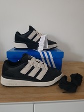 Scarpe da ginnastica Adidas Originals Forum 2000 uomo. Taglia 91/2. Nuovo con scatola/nero prezzo consigliato £90
