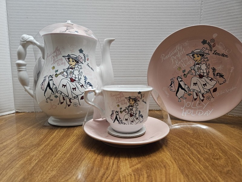 Disney Mary Poppins “Practically Perfect” Teapot Lot Of 4 Brand New