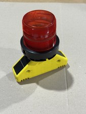 Solar LED Airport Barricade Light w/ Photo-Cell, Red 360 degree lens LED Flasher