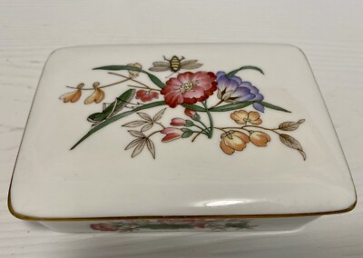 Wedgwood CHARNWOOD Cigarette Box Bone China W3984 Flowers and Bee