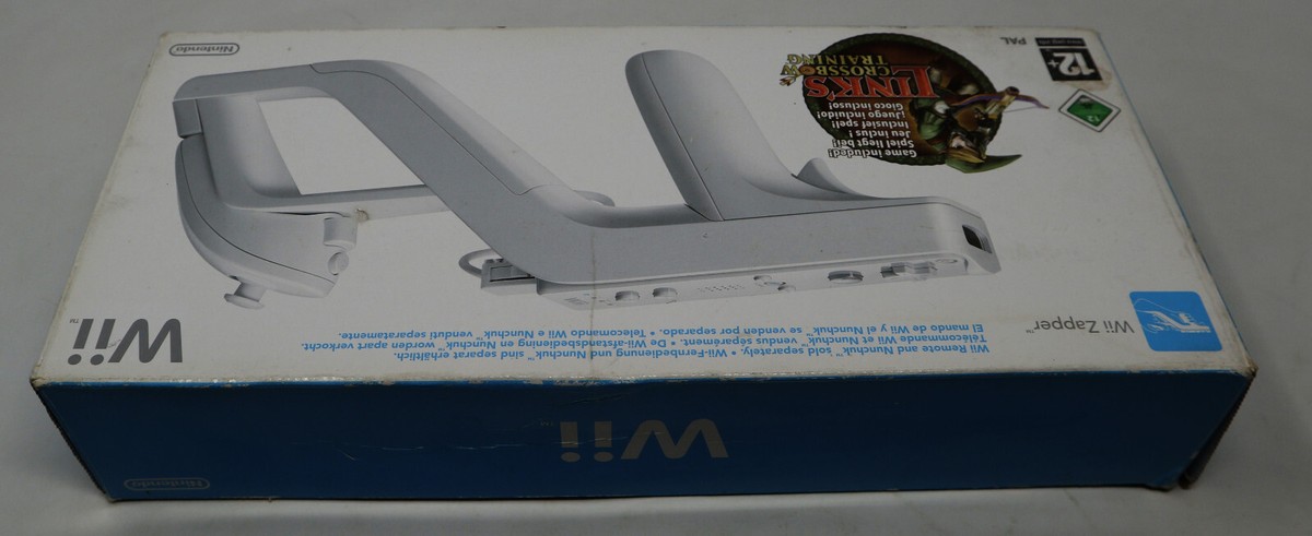 2008 NINTENDO Wii LINK'S CROSSBOW TRAINING ZAPPER + 2007 GAME
