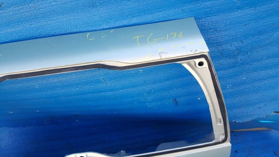 2001-2007 VOLVO 70 V70 XC70 TRUNK LID LIFT GATE LIFTGATE TRUNKLID OEM TG136 Foto 3 de 4