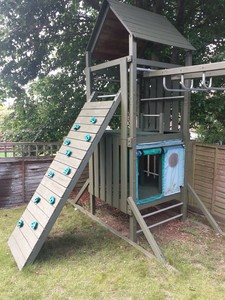 tp wooden climbing frame
