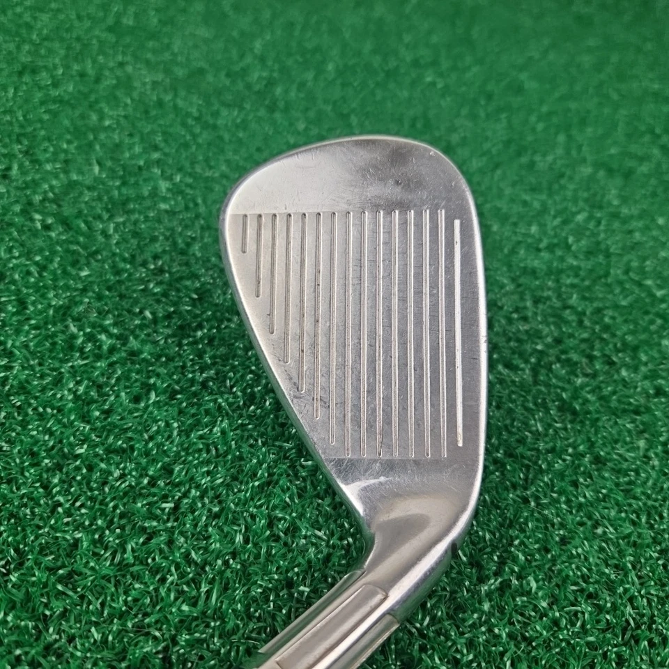 Cuña de lanzamiento LH Taylormade 2017 M2 PW RÍGIDA Flex Reax eje de acero para zurdos  Foto 4 de 4