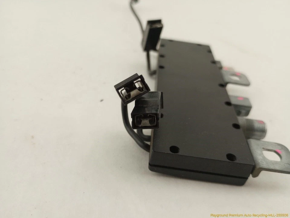 Модуль усилителя антенны BMW 735i E32 подходит для 1988 1989 1990 1991 1992 88  - Изображение 3 из 4