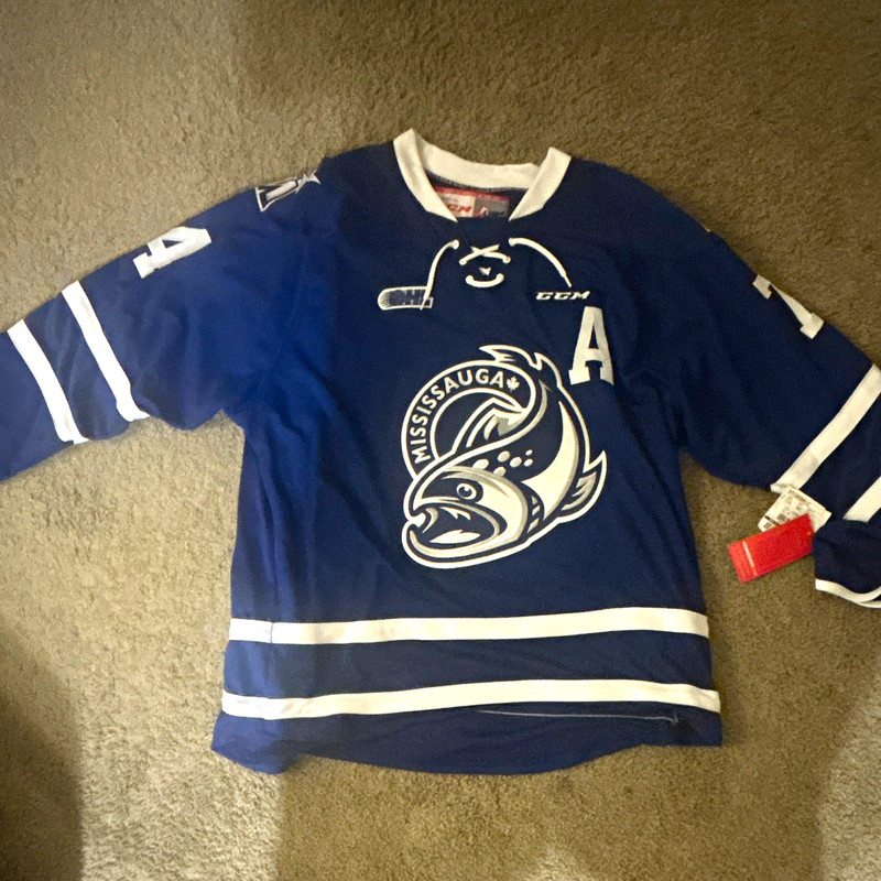 CCM Mississauga Steelheads Owen Tippett #74 Size XL Autographed Jersey