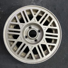 Volkswagen Cabriolet Ertible Jetta Golf Quantum Rabbit Oem Wheel 13 Rim 69904 Volkswagen Cabriolet Ertible Jetta Golf Quantum Rabbit Oem Wheel 13 Rim 69904