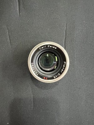Contax ZEISS Planar T 45mm f/2 AF G Lens