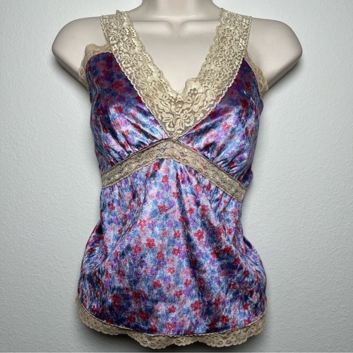 Y2K Ditsy Floral Cami (Medium)