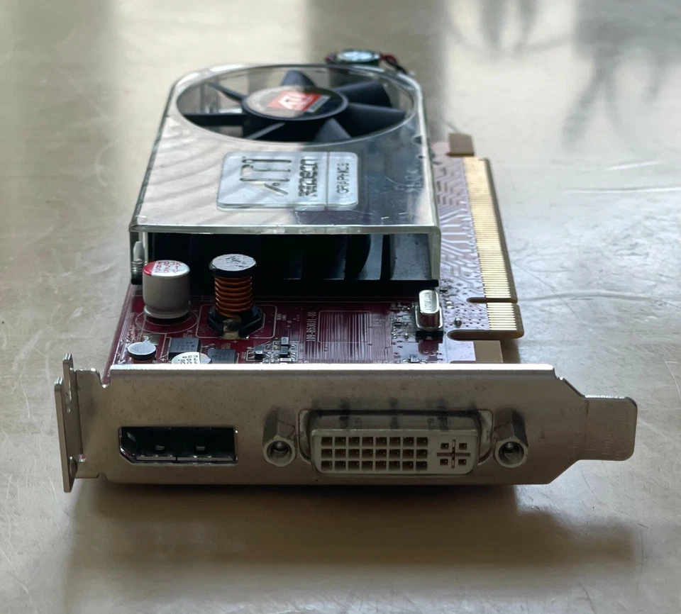 Dell ATI Radeon HD 3450 256MB Graphics Card MODEL D33A27  Low Profile (367) - Image 3 of 4