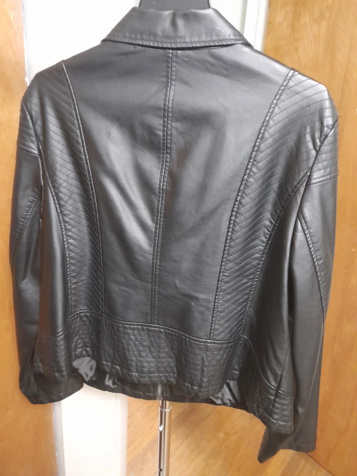 CHAQUETA AMERICAN RAG IMITACIÓN CUERO NEGRA TALLA 18/20 Foto 2 de 4