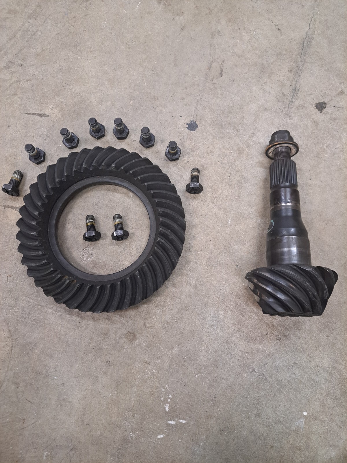 FR3Z4209E Ford OEM 8.8" 3.55 ring & pinion gear set 20152024 Ford