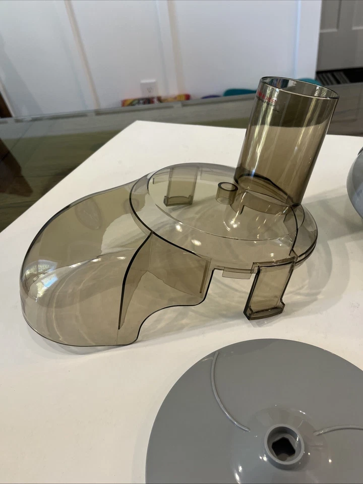 4 PC Bullet Express Trio BE-110 Cover Lid, Bowl, Outlet Disc & Blade NEW W/O Box - Image 2 of 4