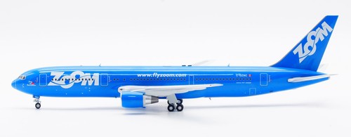 INFLIGHT 1:200 Zoom Airlines Boeing B767-300ER Diecast Aircraft Jet Model C-GZNC - Picture 9 of 16