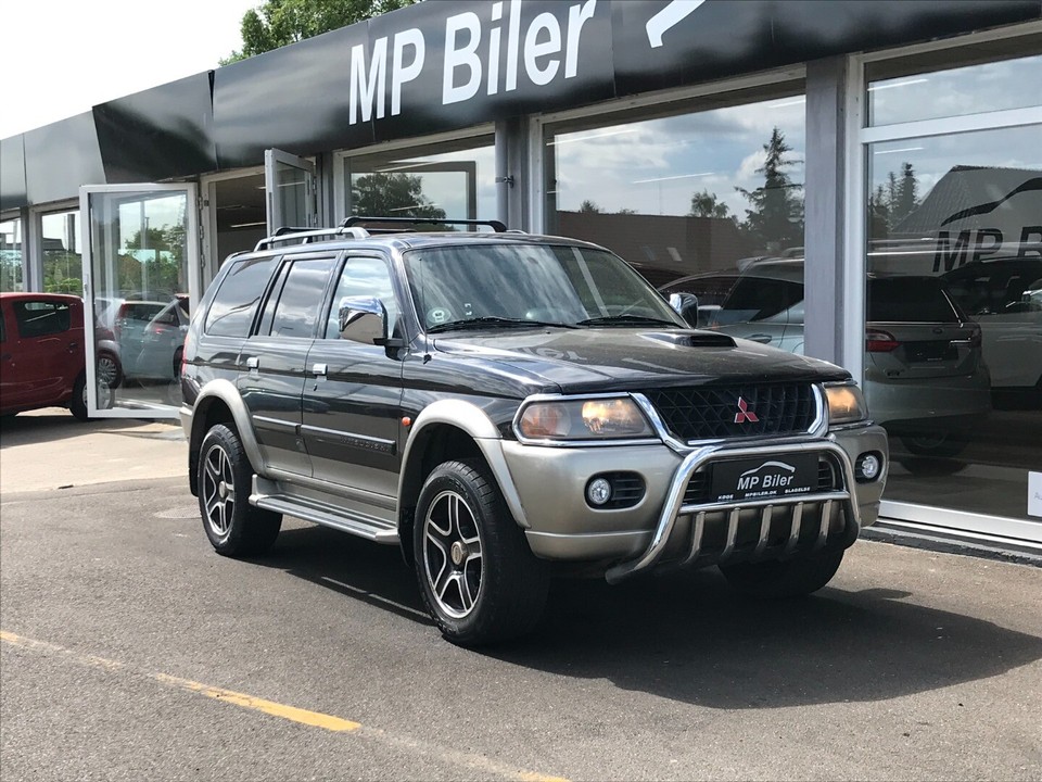Mitsubishi pajero sport 2001