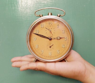 Vintage Junghans Desk Alarm Clock Made in Germany. 