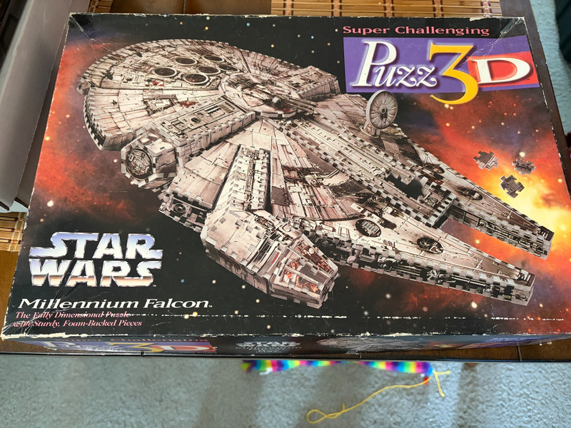 Star Wars Puzz3D 3D Puzzle Millennium Falcon MB 823 Pieces Super Challenging