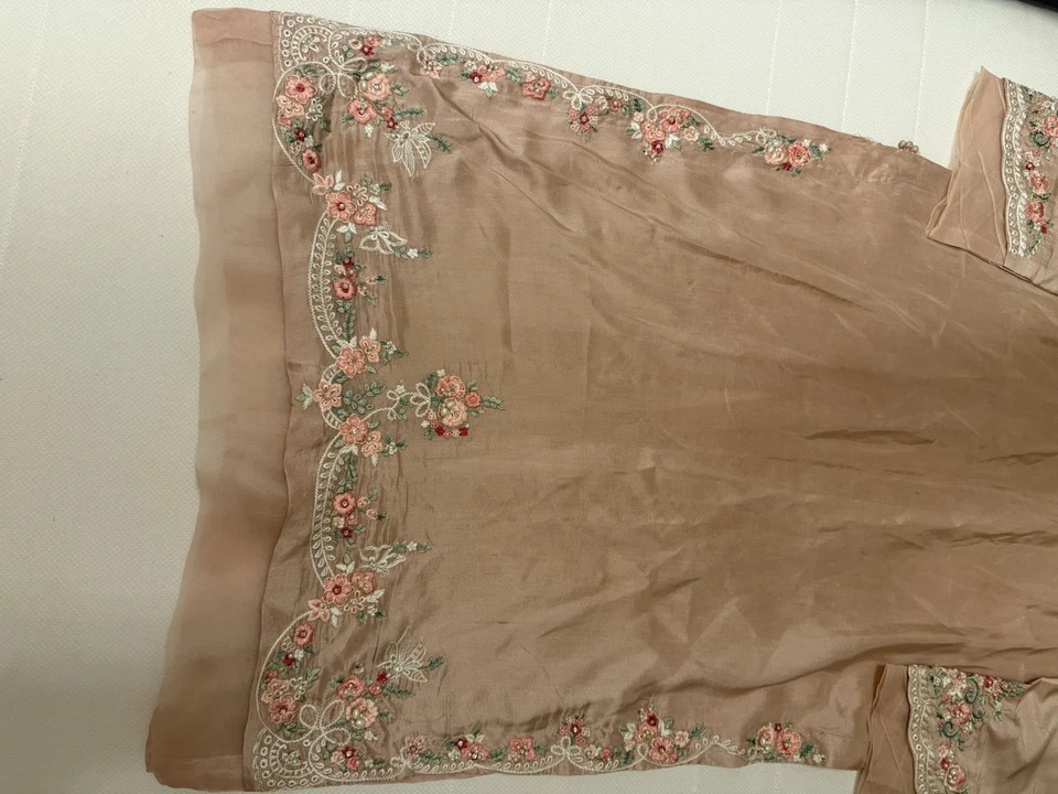 Agha Noor Kurta Paquistaní con Dupatta Bordado - Mediano - Rosa/Beige Foto 3 de 4