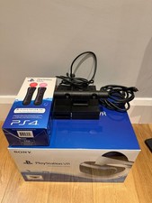 PlayStation 4 move + Virtual Reality VR Headset Camera Bundle Boxed