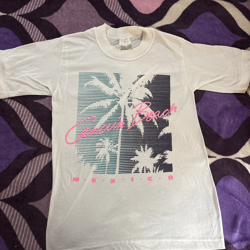 Vintage Rare 90’s Cancun Beach Mexico T Shirt White Neon Faded Tag Size Small