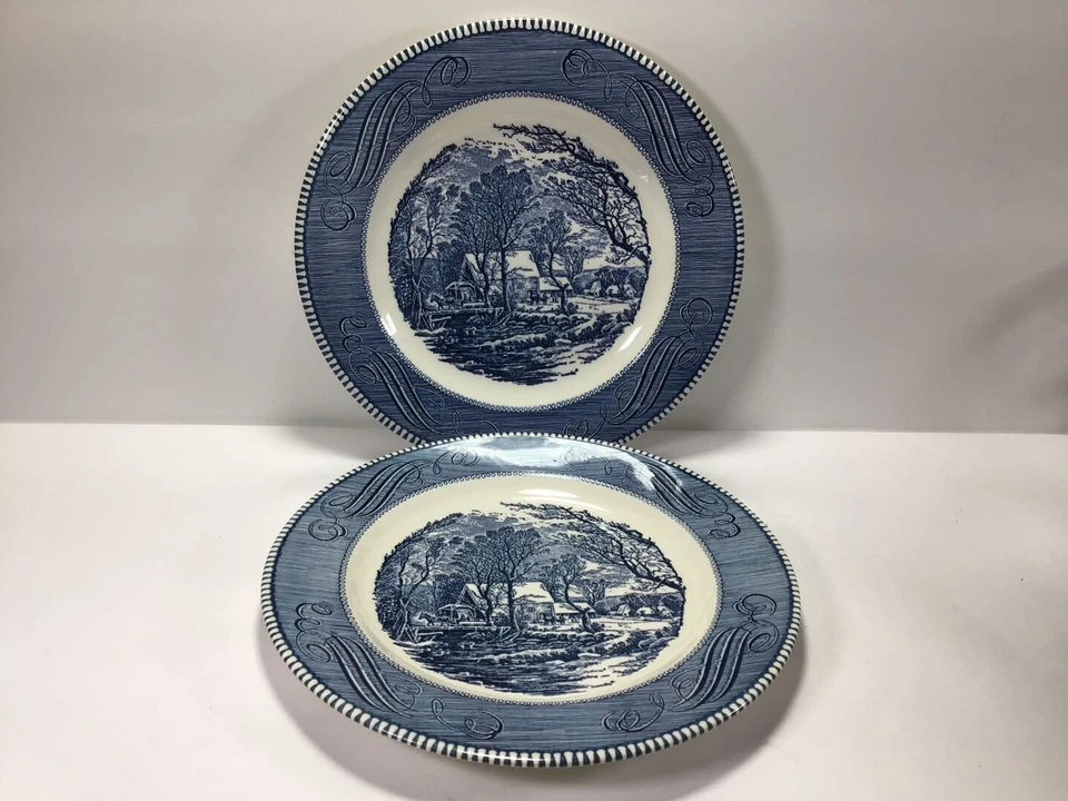 Platos de cena V65 Currier and Ives azules de Royal - Juego de 2 platos de cena azules Foto 2 de 4