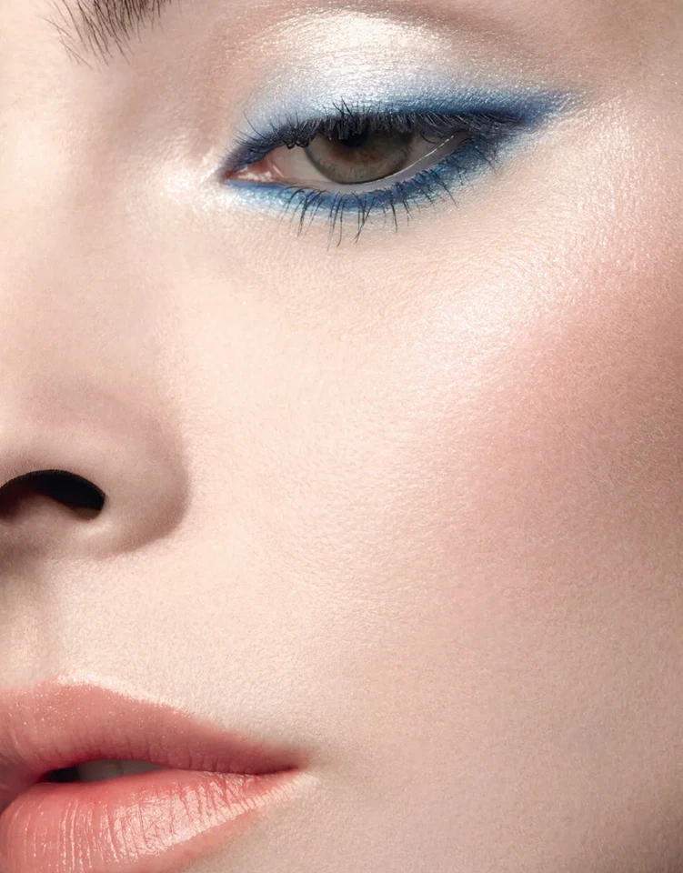 CHANEL ROSES COQUILLAGE POWDER BLUSH DUO, NIB LIMITED EDITION - Image 2 of 4