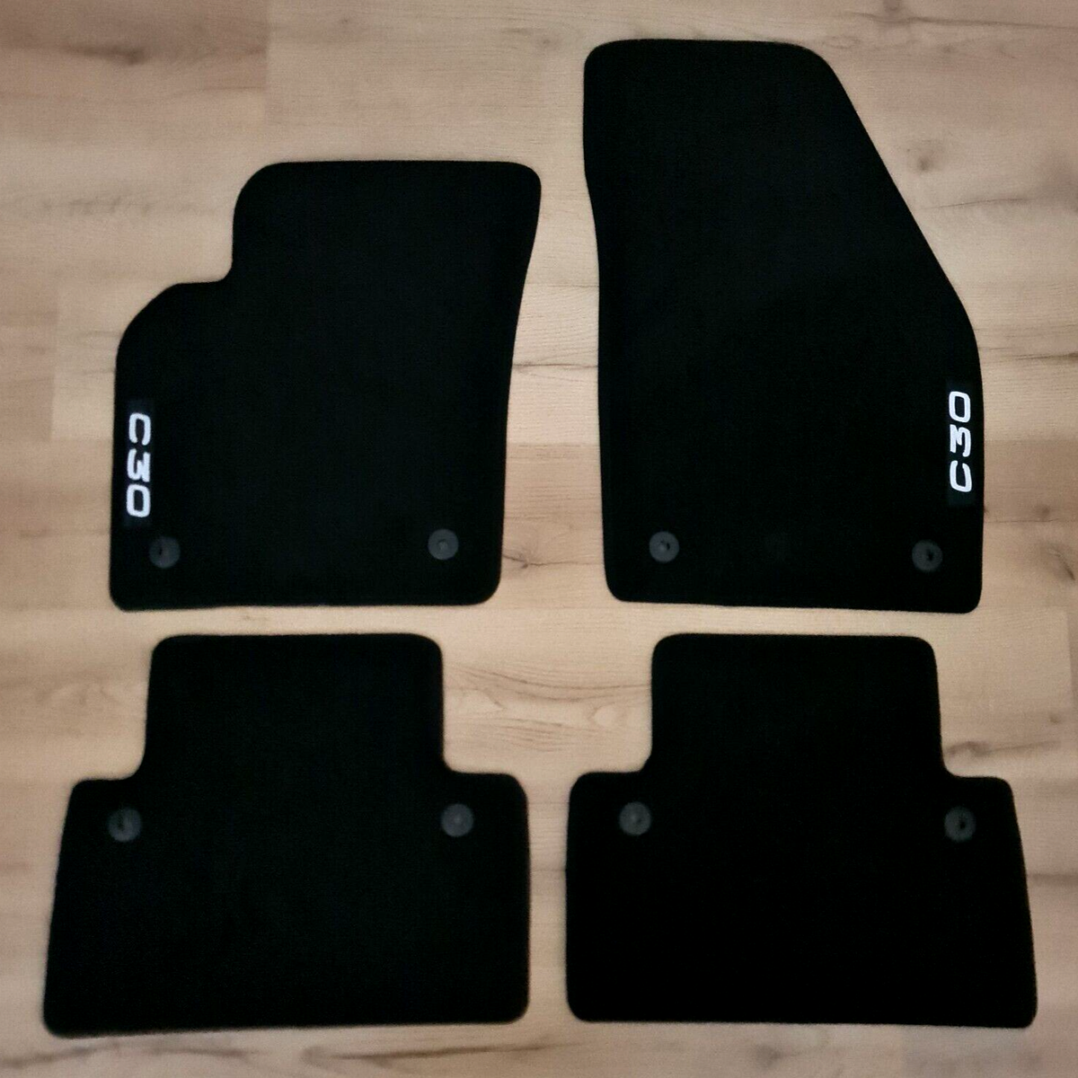 Rmsone Tailored Black Floor Mats With White Trim – Fits Volvo C30 – 4-Piece Set + Clips
