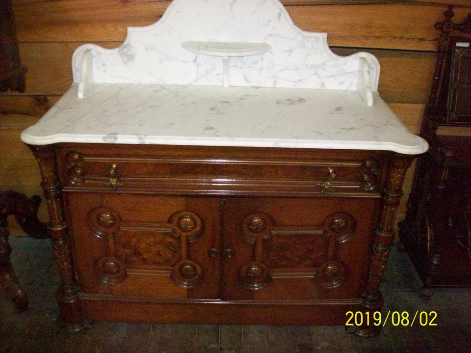 Antique American Renaissance Revival 3 Pc Bedroon Set Impressive Walnut - Image 2 of 4