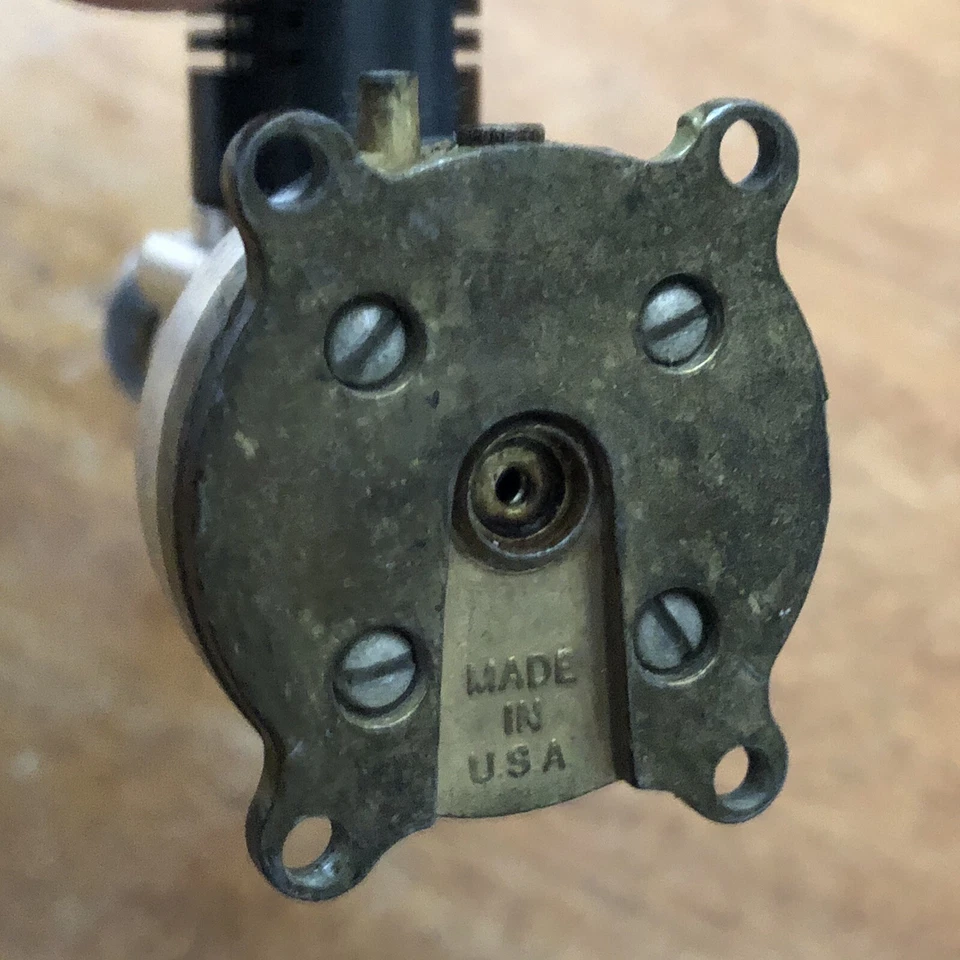 Vtg Cox .049 Airplane Engine with Metal Gas Tank piston moves missing head ATRC3 - Image 3 of 4