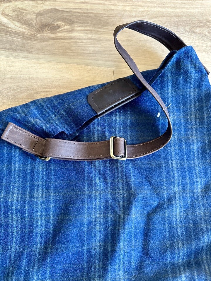 Stormy Kromer Eco Wool Throw in Indigo Plaid