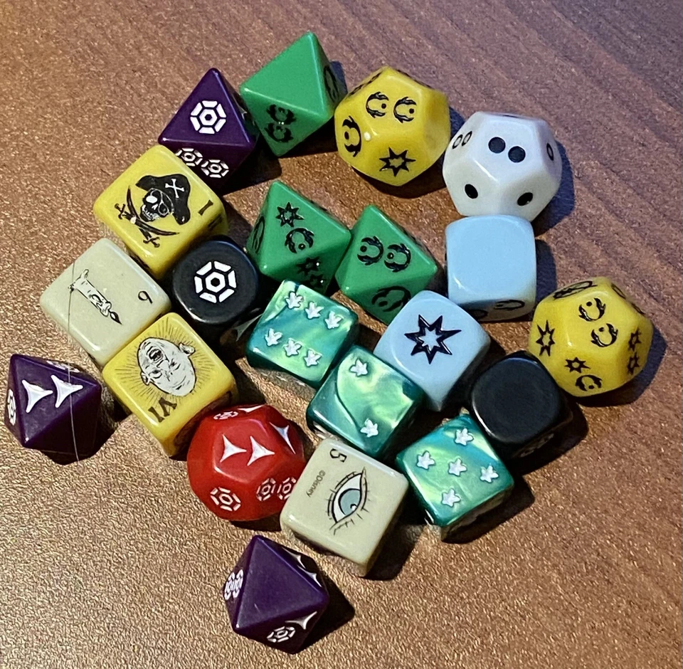 Lot Of 21 Dice Magic The Gathering Dungeons and Dragons D&D + More - Image 3 of 4