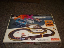 AURORA AFX 2444 MAGNA-SONIC Darlington Race Set w/Cars and Instructions Clean HO