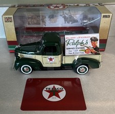 2021 TEXACO 1941 PLYMOUTH PICK-UP TRUCK RALPH"S SERVICE 1:24 DIE-CAST BROKEN TAB
