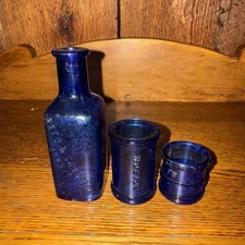 Antique WYETH, REED & CARNRICK & Dosing Cup~Cobalt Blue~Medicine Bottle~Euc